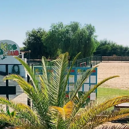 Acqua Golden * 卡巴纳斯·德·塔维拉